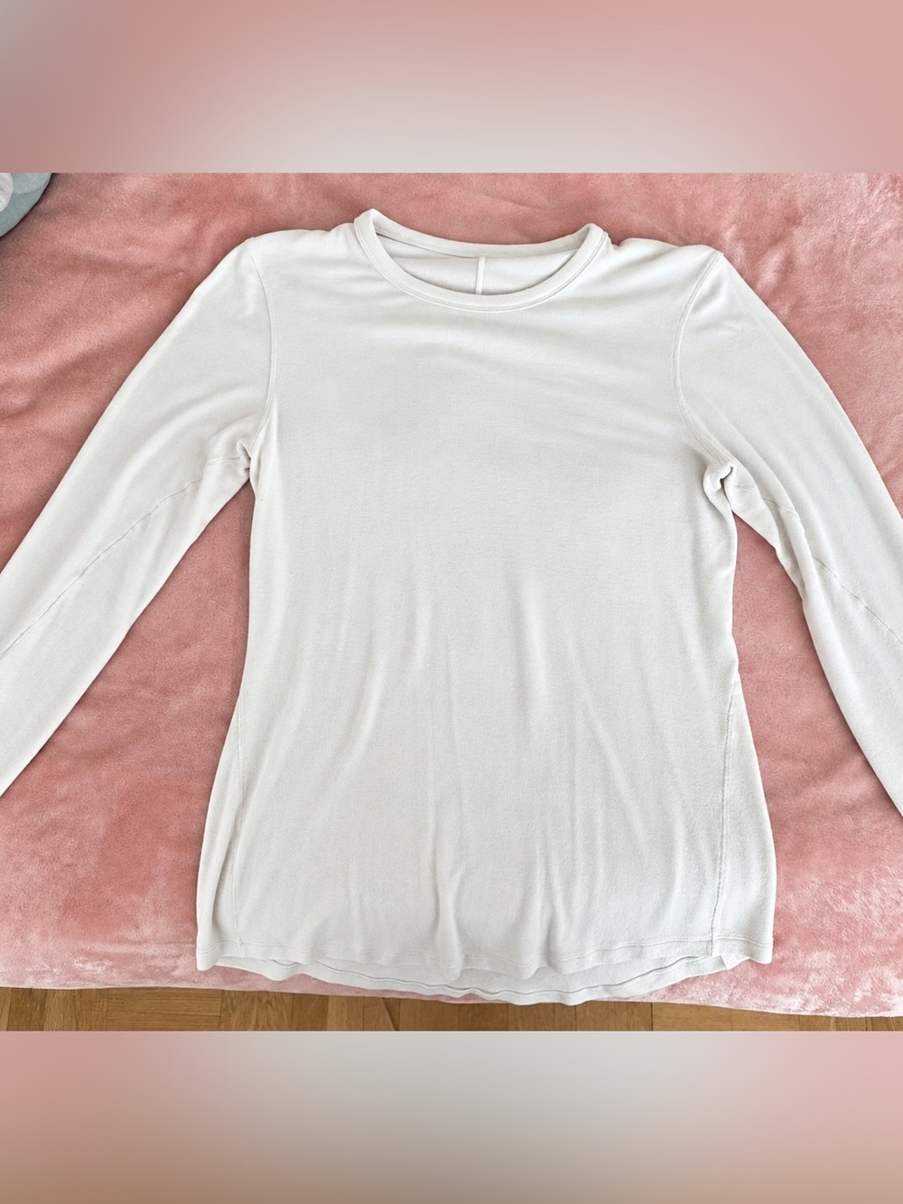 Lululemon Hold Tight Long Sleeve Shirt Bone Cream Size 8